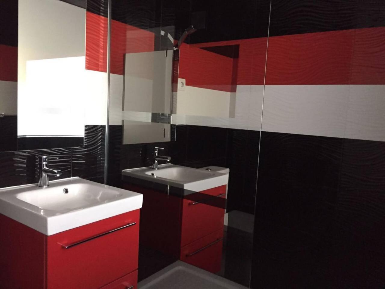 Casa Com 3 Suites Jacuzzi Em Albufeira Eksteriør bilde